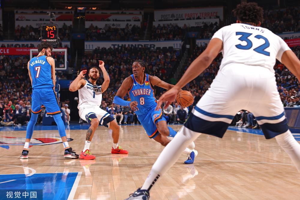 NBA｜馬刺雲班耶馬寫下罕見長人紀錄　場外為小球迷締造窩心一刻.